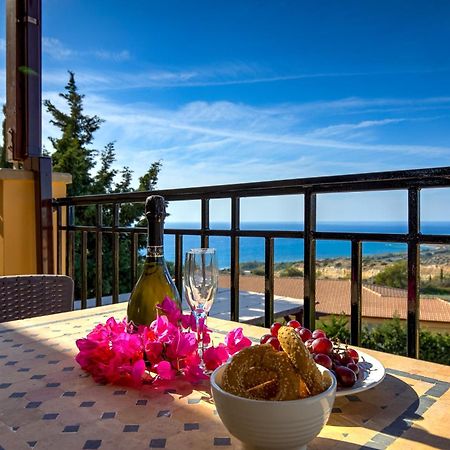 1 Bedroom Apartment Pyrgos With Beautiful Sea And Sunset Views, Aphrodite Hills Resort Kouklia Exterior photo